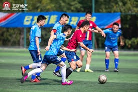 法甲转会市场解析 巴黎圣日耳曼再创历史新高